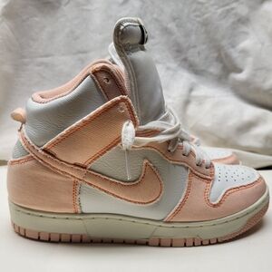 Nike Women's Dunk High Peach White Sneakers US 8.5, DV 1143-800, Made In Vietnam